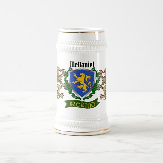 Chope À Bière McDaniel/Daniel Irish Shield (Centre)