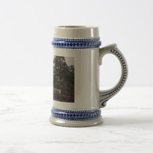 Chope À Bière Montagnes de la Géorgie