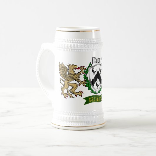Chope À Bière Moore Irish Shield Beer Stein (Devant gauche)