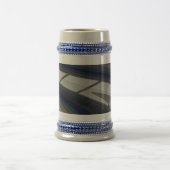 Chope À Bière Race on blue gray track (Centre)