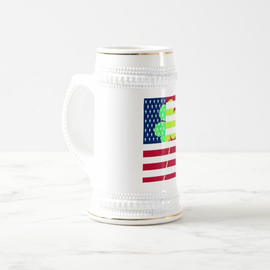 Chope À Bière Shamrock du drapeau irlandais américain Clover St. (Devant gauche)