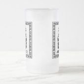 Chope Givrée Au-dessus du gâteau de Colline-Anniversaire (Centre)