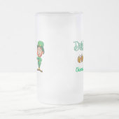 Chope Givrée Boire avec un Leprechaun sur un (Centre)