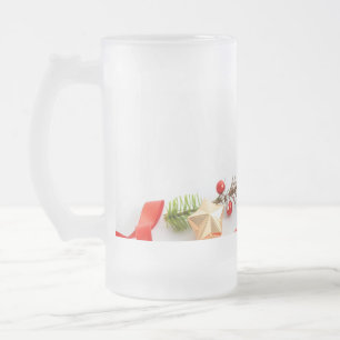Chope Givrée boîte cadeau de Noël enveloppée avec un ruban roug