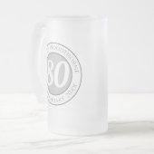 Chope Givrée Commémoration d'anniversaire avec le nom, l'âge et (Devant gauche)