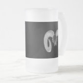 Chope Givrée crâne de chèvre unique et artisanal (Devant droit)