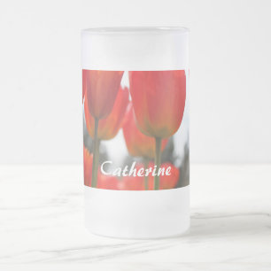 Chope Givrée De Belles Fleurs De Tulipes Rouges.