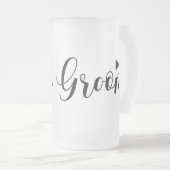 Chope Givrée Équipe de mariage moderne Marié avec nœud papillon (Devant droit)