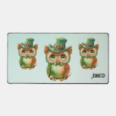 Chouette mignonne dans un chapeau vert (Recto)