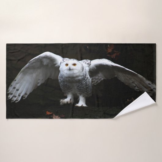 Chouette neige avec ailes ouvertes btcnm (Serviette de bain)
