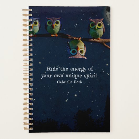 Chouette qui est différent avec un collage de devi (Devant)