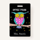 Chouette sur un badge de laissez-passer étudiant d (Devant)