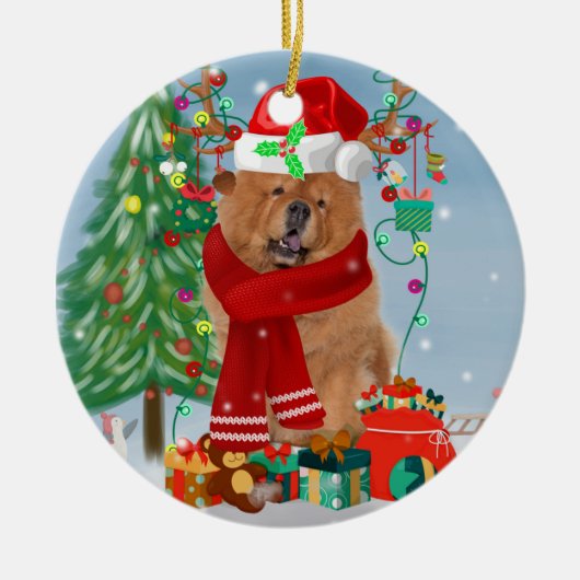 Chow Chow Dog in sneeuw met kerstcadeautjes Keramisch Ornament (Voorkant)