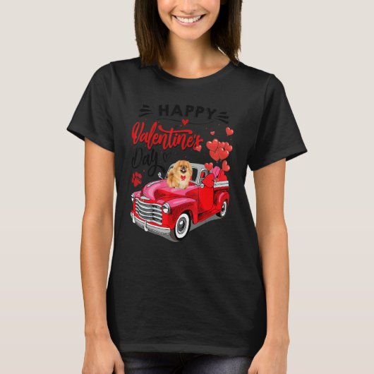 Chow Chow Heart Red Truck Happy Valentine Day Dog T-shirt (Voorkant)