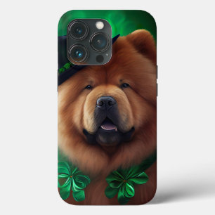 Chow Chow-hond in St. Patrick's Day-jurk iPhone 13 Pro Hoesje