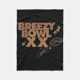 Chris Breezy XX 2025 _1 Fleece Deken