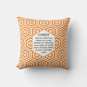 CHRIST MET ME Oranje geometrische hexagon Kussen