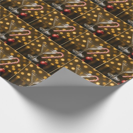 Christmas Candy Cane Hooked on a Martini Glass Cadeaupapier (Hoek)