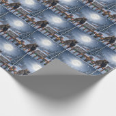 Christmas Cats Embracing On a Snowy Fence Cadeaupapier (Hoek)