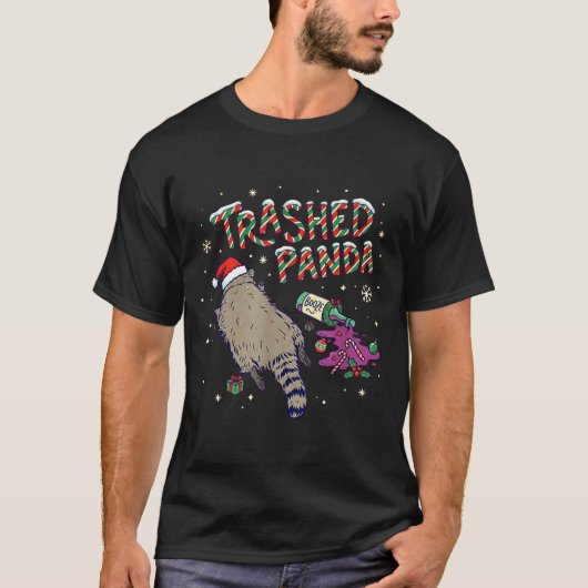 Christmas Funny Trashed Panda Racoon Gets Drunk Xm T-shirt (Voorkant)