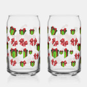 Christmas Gnome Holding Gift | Festive (Droite)