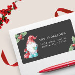 Christmas Gnome Holly Plante Famille Adresse de re<br><div class="desc">Notre collection "Cute Red Gnomes Holiday" présente des illustrations de gnome très mignonnes en bleu et rouge avec des floraux de vacances élégantes et une combinaison d'une police serif et sans serif pour toutes vos informations. Facile à customiser. Consultez notre magasin pour plus de produits de cette collection.</div>