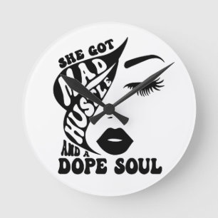 Christmas Hustle Design voor Empowering Women Gift Ronde Klok