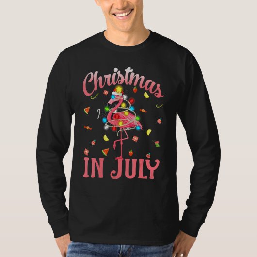 Christmas In July Pink Flamingo Wearing Santa Hat T-shirt (Voorkant)