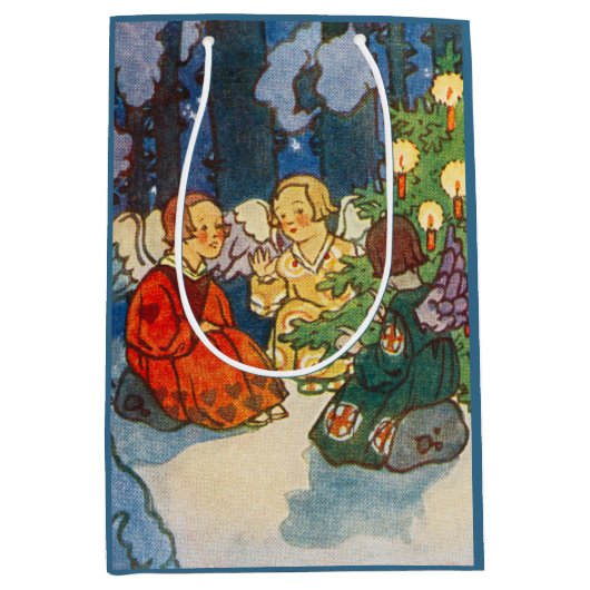 Christmas in the forest - Zdenek Guth Medium Cadeauzakje (Voorkant)