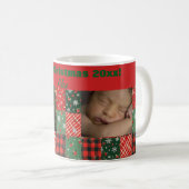 Christmas patchwork green red two photo coffee mug koffiemok (Voorkant rechts)