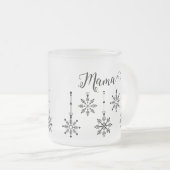 Christmas Snowflake Mama - bewerkbare Frosted Mok (Voorkant rechts)
