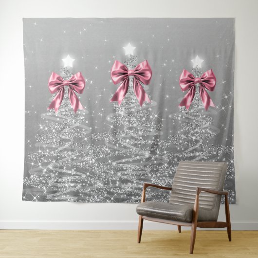 Christmas Sparkling Trees Silver Faux Pink Bow Wandkleed (In Situ (horizontaal))