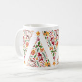 Christmas tree pattern with toys  white background koffiemok (Voorkant links)