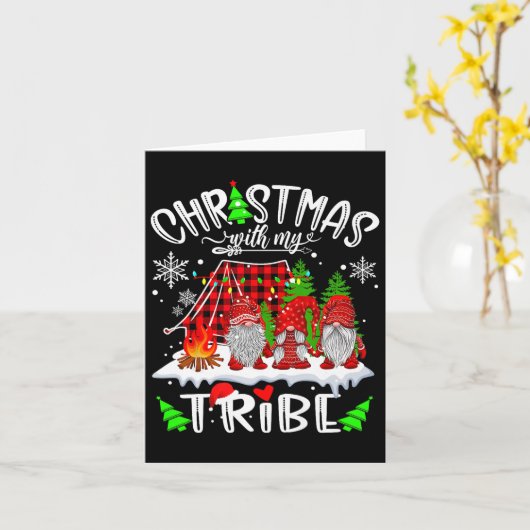 Christmas With My Tribe Red Plaid Cute Gnomes Fami Kaart (Gele Bloem)