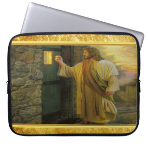 Christus kloppen op een verweerde houten deur goud laptop sleeve