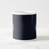 Chrome achtige koolstofvezel print Scottish Thistl Grote Koffiekop (Voorkant)