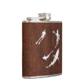 Chrome Diver in haaien op natte Mahogany Print Heupfles (Rechts)