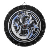 Chrome in Dragon badge on Carbon Fiber Print Dartbord (Voorkant)