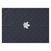 Chrome Like Maple Leaf on racy Carbon Fiber Print Tafelkleed (Voorkant (Horizontaal))