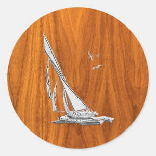 Chrome like Sailboot on Teak Veneer Ronde Sticker