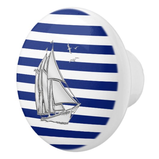 Chrome Sailboot op Nautical Navy Stripes Print Keramische Knop (Rechts)