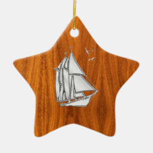 Chrome Silver als Sailboot op Teak Veneer Keramisch Ornament