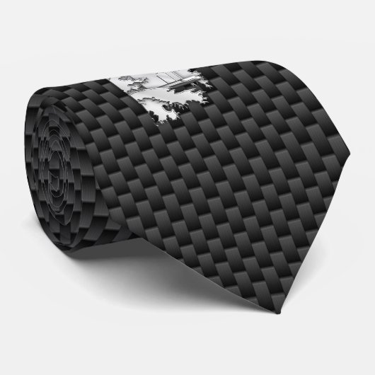 Chroom als vuurtoren op koolstofvezel stropdas (Opgerold)