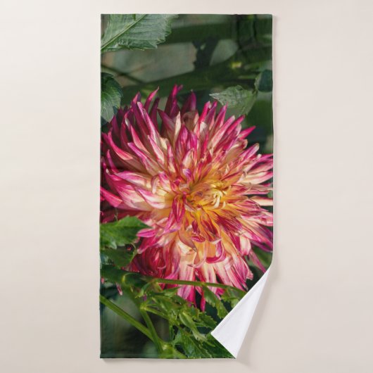 "Chrysanthème d'automne" Impression botanique (Serviette de bain)
