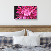 Chrysanthemum "het openingscanvas" zwart afdrukken (Insitu (Slaapkamer))