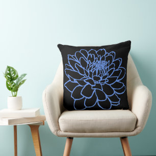 Chrysanthemumtekening - Babyblauw op zwart Kussen