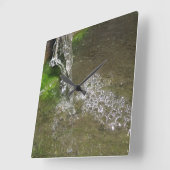 Chute d'eau bouillonnant Horloge murale (Angle)