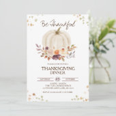 Chute Floral Citrouille Thanksgiving Invitation (Debout devant)
