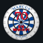 Cible De Fléchettes 70 donc ce Drôle Citation 70e Anniversaire Dartboa<br><div class="desc">70 alors ce Drôle Citation Typographie 70e Birthday Dartboard. Grand cadeau de 70ème anniversaire pour une femme ou un homme avec un sens de l'humour.  Vous pouvez modifier le nom,  la date et l'âge.</div>