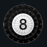 Cible de flechettes à huit balles<br><div class="desc">Huit Cibles de flechettes de balle. ©Janet Palaggi</div>